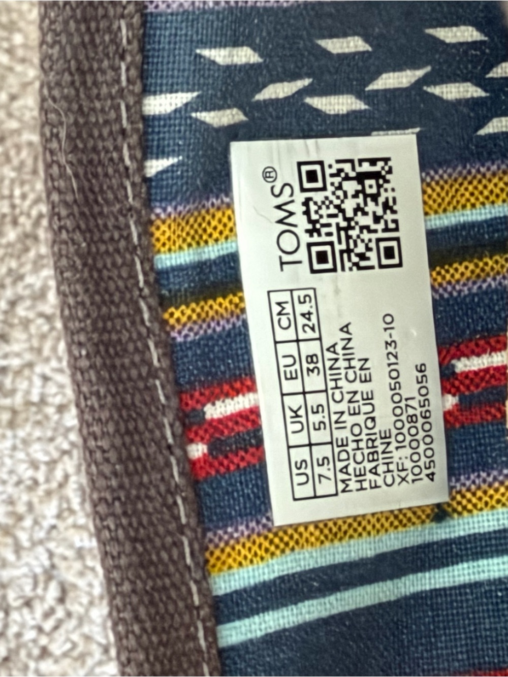 Toms - Picture 3 of 3
